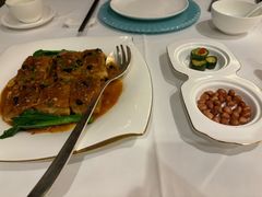 香煎客家酿豆腐-阳澄湖费尔蒙酒店颐丰阁中餐厅(马鞍山西路店)