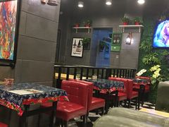 大堂-愉肴麻辣香锅(中山路店)