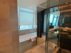 -上海龙之梦万丽酒店