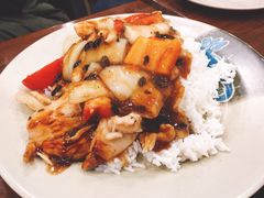 豉椒鸡肉盖饭-桃苑烧腊饭店