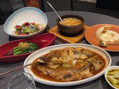 温式黄鱼烧年糕-柒园·三十年创意杭帮菜(龙湖滨江天街店)