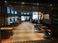 -光海书局(南京东路第一百货店)