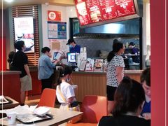 大堂-The Habit Burger Grill 哈比特汉堡(复兴soho店)