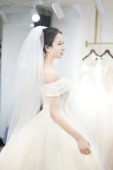 -NaNa婚纱礼服馆