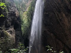 -龙水峡地缝景区