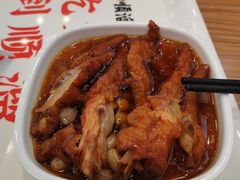 -顺溜·手工刀削面·黑金店(铜锣湾店)