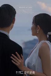 -现代经典婚纱摄影