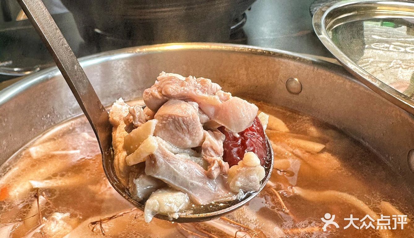 秋天当然要喝五指毛桃椰子鸡汤