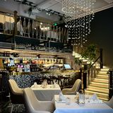  🍽️ 百年建筑里的浪漫，充满仪式感的美味👭