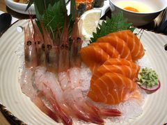 三文鱼刺身-小句号·精致料理(江南环球港店)