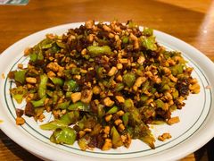 黑三剁-云海肴·汽锅鸡·云南菜(天山百盛优客店)