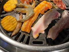 -釜御山海鲜烤肉火锅自助(新城市中心店)