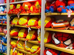 -名创优品(北京新中关购物中心地铁层店)