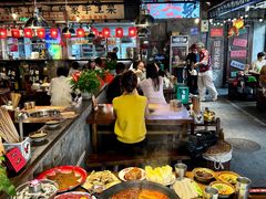 -萍姐火锅·公路夜市(武汉首店)