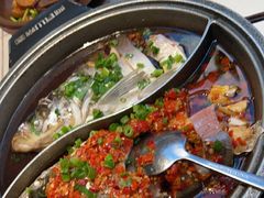 -阿瓦山寨·湘菜现炒·剁椒鱼头王(咸阳总店)
