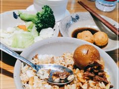 -红猪卤肉饭(大西洋美食城店)