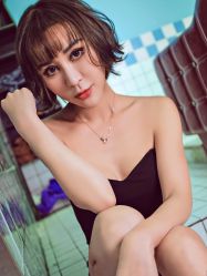 -变画·发型STUDIO