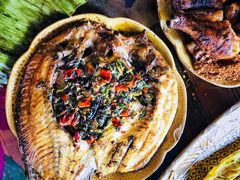 香茅草烤鱼-纳兰傣雀傣味餐厅