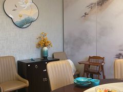 -荷塘秋月·本帮江浙菜(国权路店)