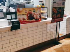 -肯德基(西影路店)