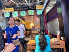 -谢老五跷脚牛肉·非遗传承店