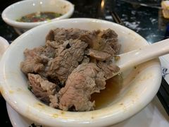 -牛一煲美食(江高店)