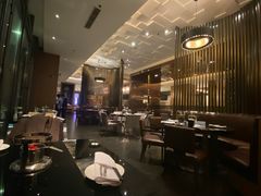 -上海漕河泾万丽酒店
