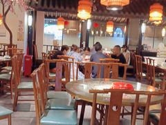 大堂-卢大鲜鱼头捞饭(美利广场店)