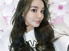 -瑞尔齿科(南京东路名人诊所)