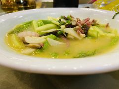 -天桥饭店·特色海鲜(金山嘴渔村店)