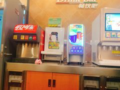-萨莉亚意式餐厅(特力时尚汇店)