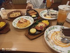 -萨莉亚意式餐厅(特力时尚汇店)