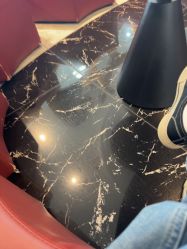 -TOP HAIR SALON