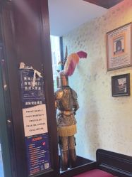 -东方先生国潮男士理发馆
