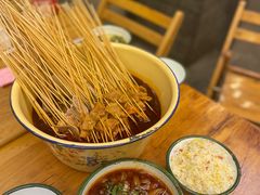 -拈签一笑黄牛肉辣卤串串