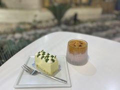 日本柚子开心果慕斯-1/4 ONE QUARTER COFFEE LAB(朝阳大悦城店)