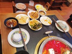 -沸炉重庆老火锅(军事博物馆店)