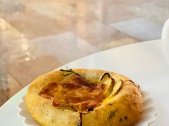 -VERIE BAKEHOUSE