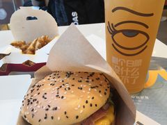 安格斯厚牛培根堡套餐-麦当劳(成都时代奥特莱斯店)