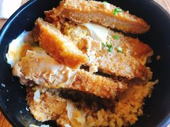 -玛格萝妮(汇智国际商业中心店)