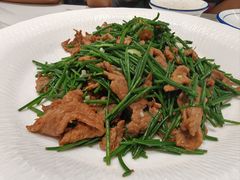 -民族手抓羊肉馆·滩羊手抓·烤全羊
