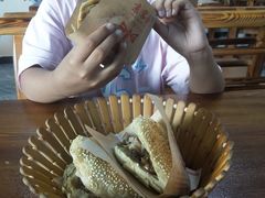 -京容合·老北京烧饼夹肉(珠江八区店)