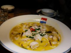 QQ酸汤鱼-蜜桃餐厅·江浙融合菜(荟聚购物中心店)