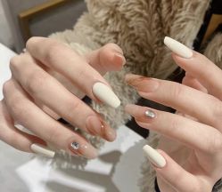 -丹曦·美甲美睫