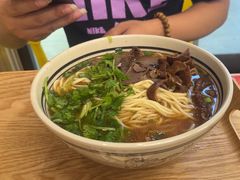 -小马牛肉面·牛骨熬制(南京博物院店)