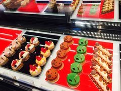 -Salon de The de Joel Robuchon(外滩18号店)