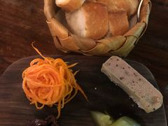 -羽深肉铺 Steak & Wine