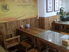 -陇上全荟兰州传统牛肉面(延吉路店)