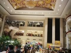 -曲江惠宾苑宾馆(大雁塔大唐不夜城店)