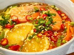 撒撇柠檬虾米线-热喜·现包大馅汤圆(老街店)
